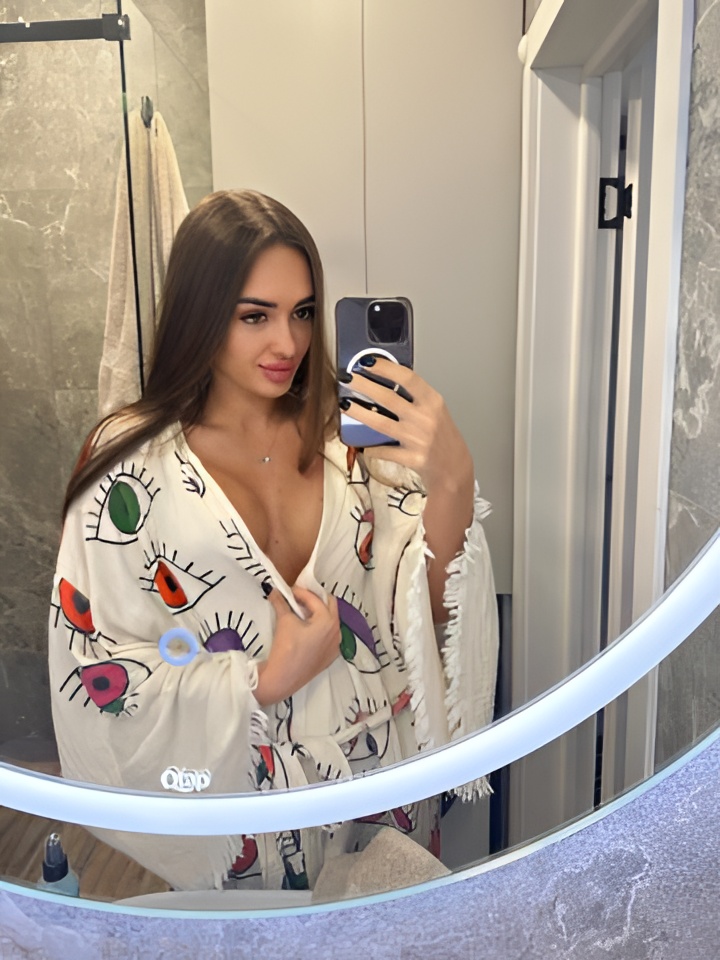 Людмила привлекальеная девушка из Макеевки цена от 2500 руб