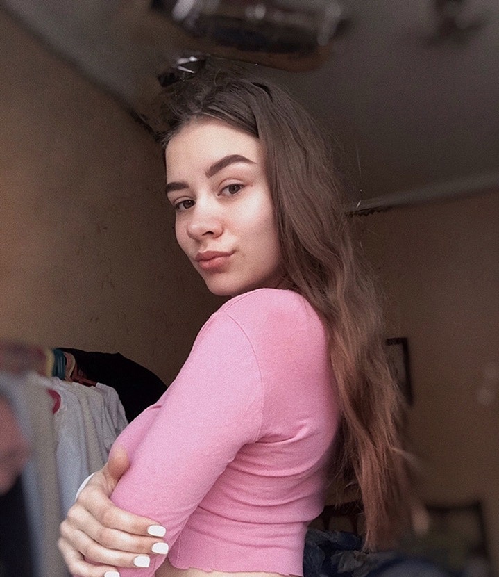 Галька привлекальеная девушка из Макеевки цена от 3500 руб