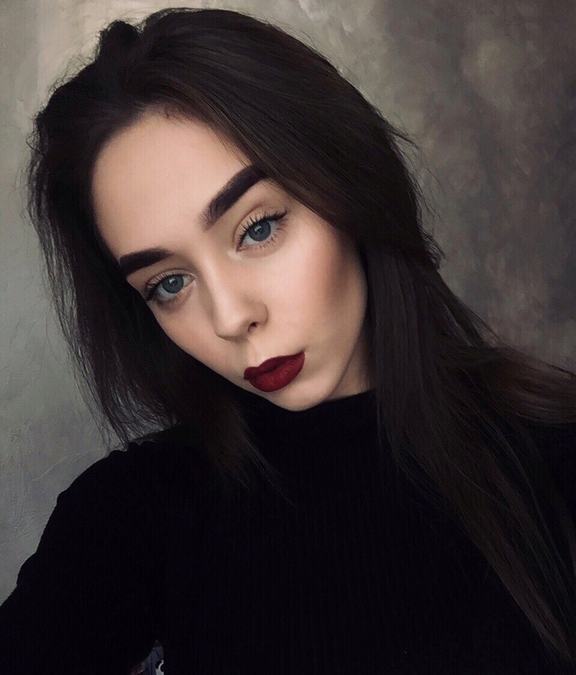 Алисия привлекальеная девушка из Макеевки цена от 3500 руб