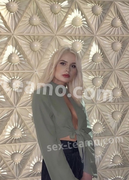 Тамара привлекательная девушка из Макеевки цена от 7000 руб