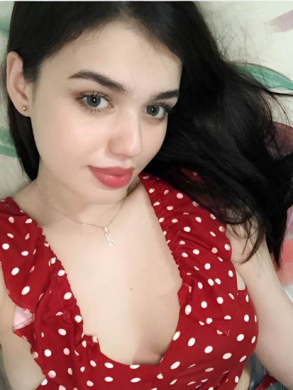 Анжелика привлекательная девушка из Макеевки цена от 1500 руб