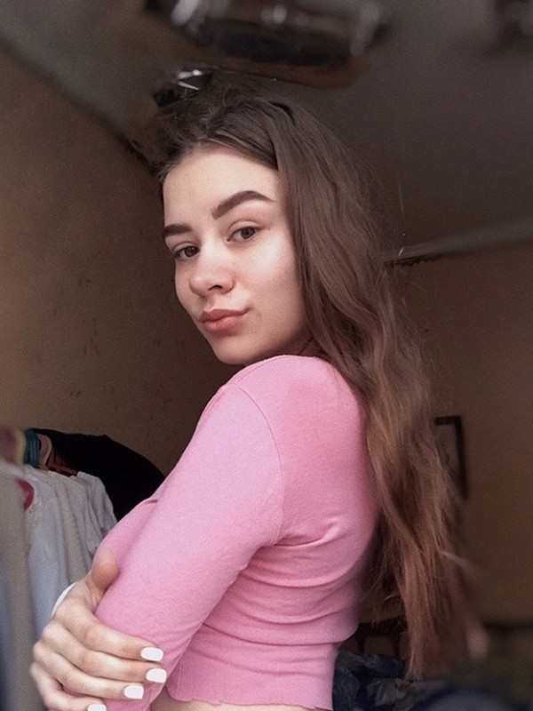 Галька привлекательная девушка из Макеевки цена от 3500 руб